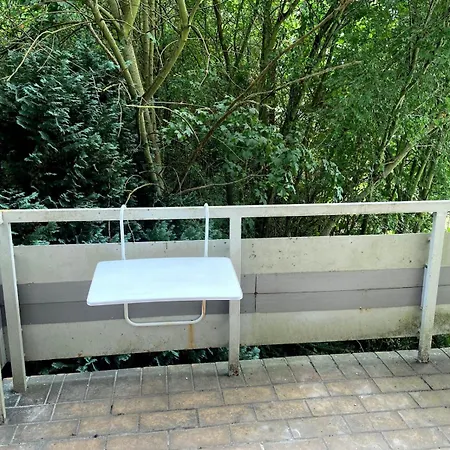 Mit 3 Schlafzimmern Und Balkon Apartment