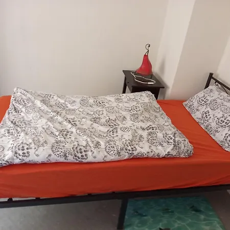 Mit 3 Schlafzimmern Und Balkon Apartment Pirmasens